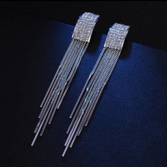 Clip On Long Sparkly Earrings - Picture 1 of 4